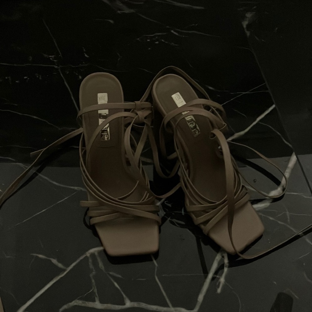 Billini nude shoes